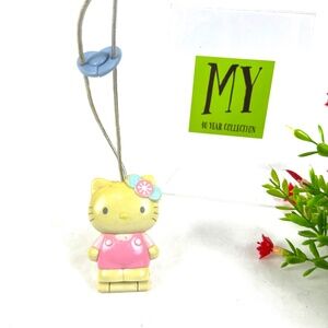 Hello Kitty Locket Necklace | Vintage McDonald’s Happy Meal Toy | Sanrio Collect